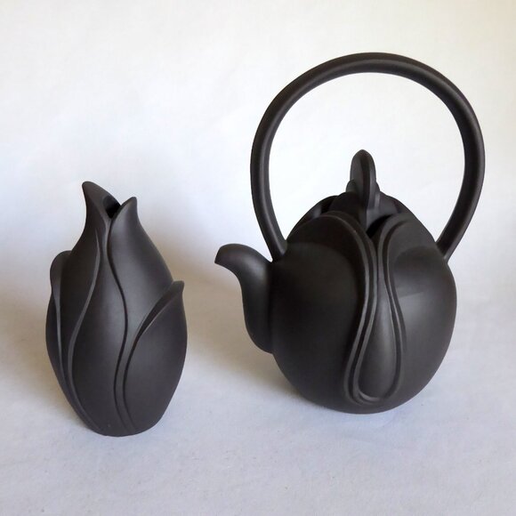 VINTAGE NEW TRADITIONAL CHINESE YIXING ZISHA FLOWER BUD HANDMADE CLAY TEAPOT SET - Picture 1 of 15